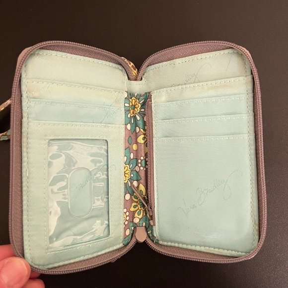 Vera Bradley All in One Wristlet Lemon Parfait Retired Print Some Wear From Use - Picture 5 of 7